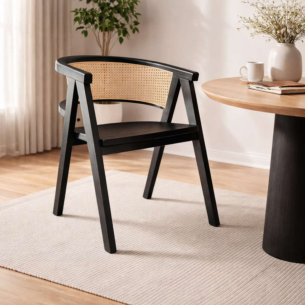 Silla Lenong Plus Madera Fresno Negro y Respaldo de Ratán Natural