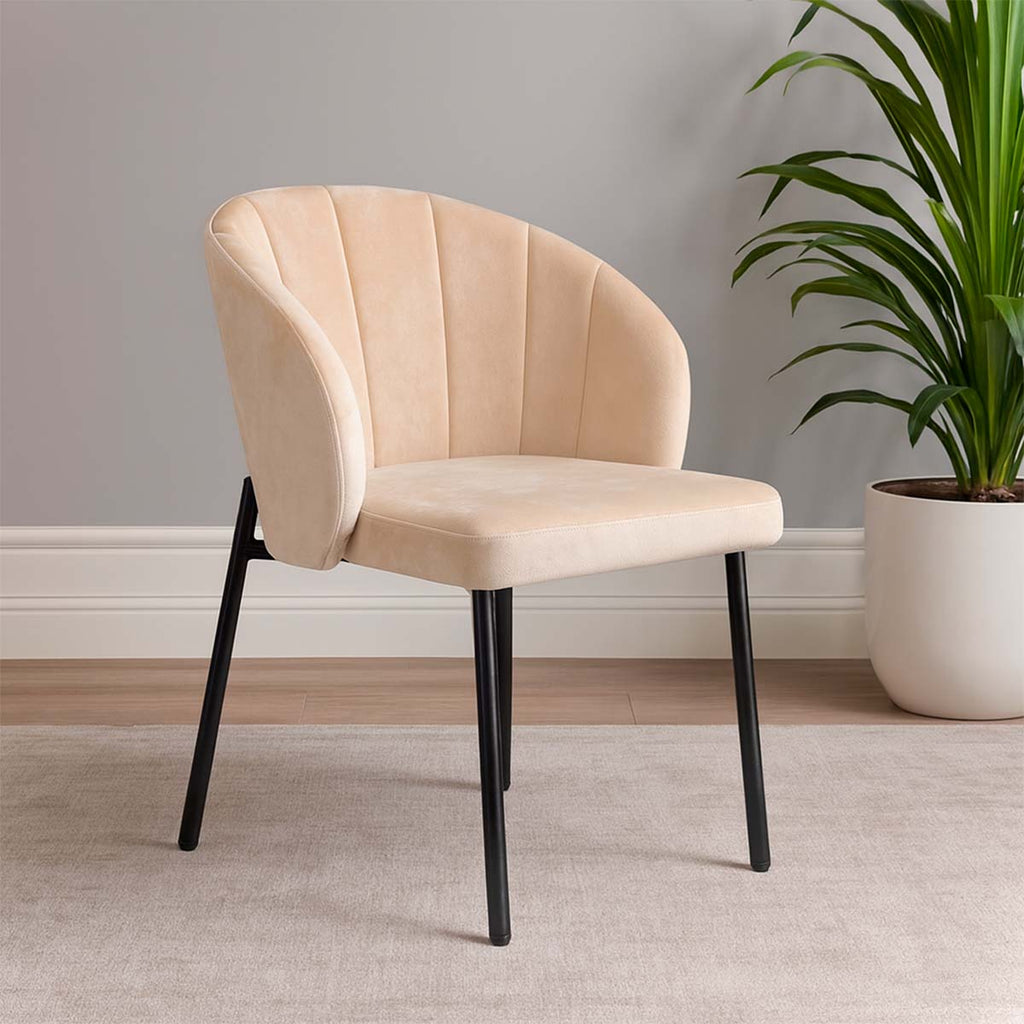 Silla William Tela Beige y Estructura Metálica Negra 59 X 57 X 82CM