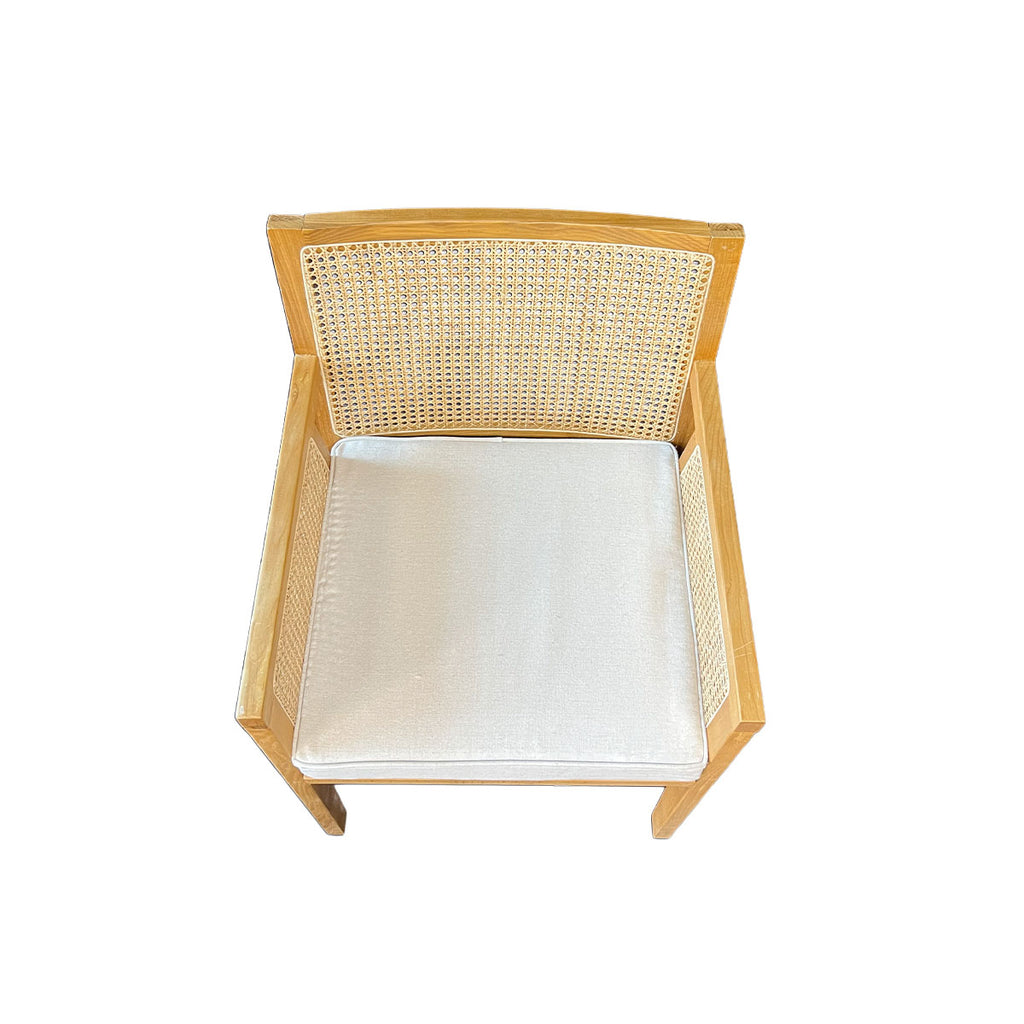 Silla New Naura con Brazos Madera Fresno Walnut y Ratán Natural