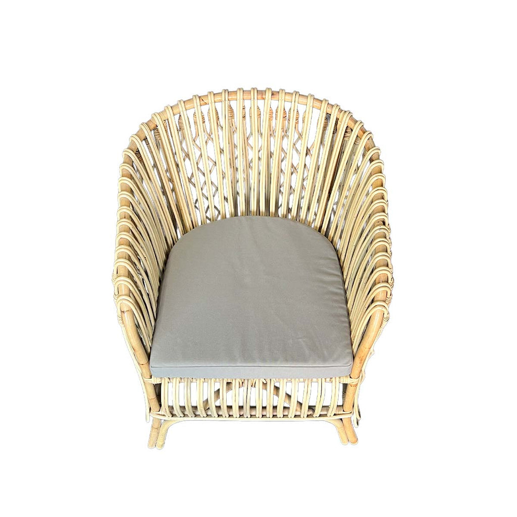 Sitial Nuzi Rattan Natural con Cojín Gris