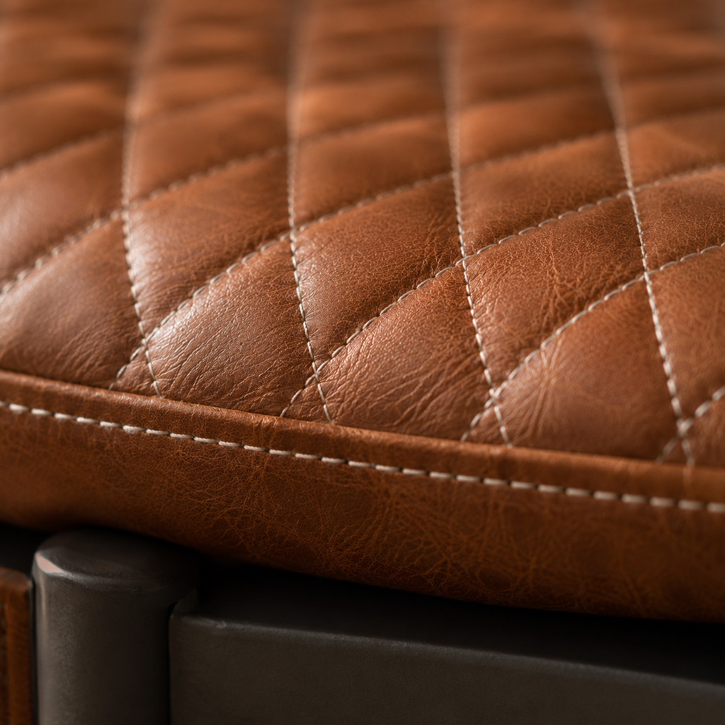 Silla Capri Cuero Cowhide Caramelo con Pespunte Rombo