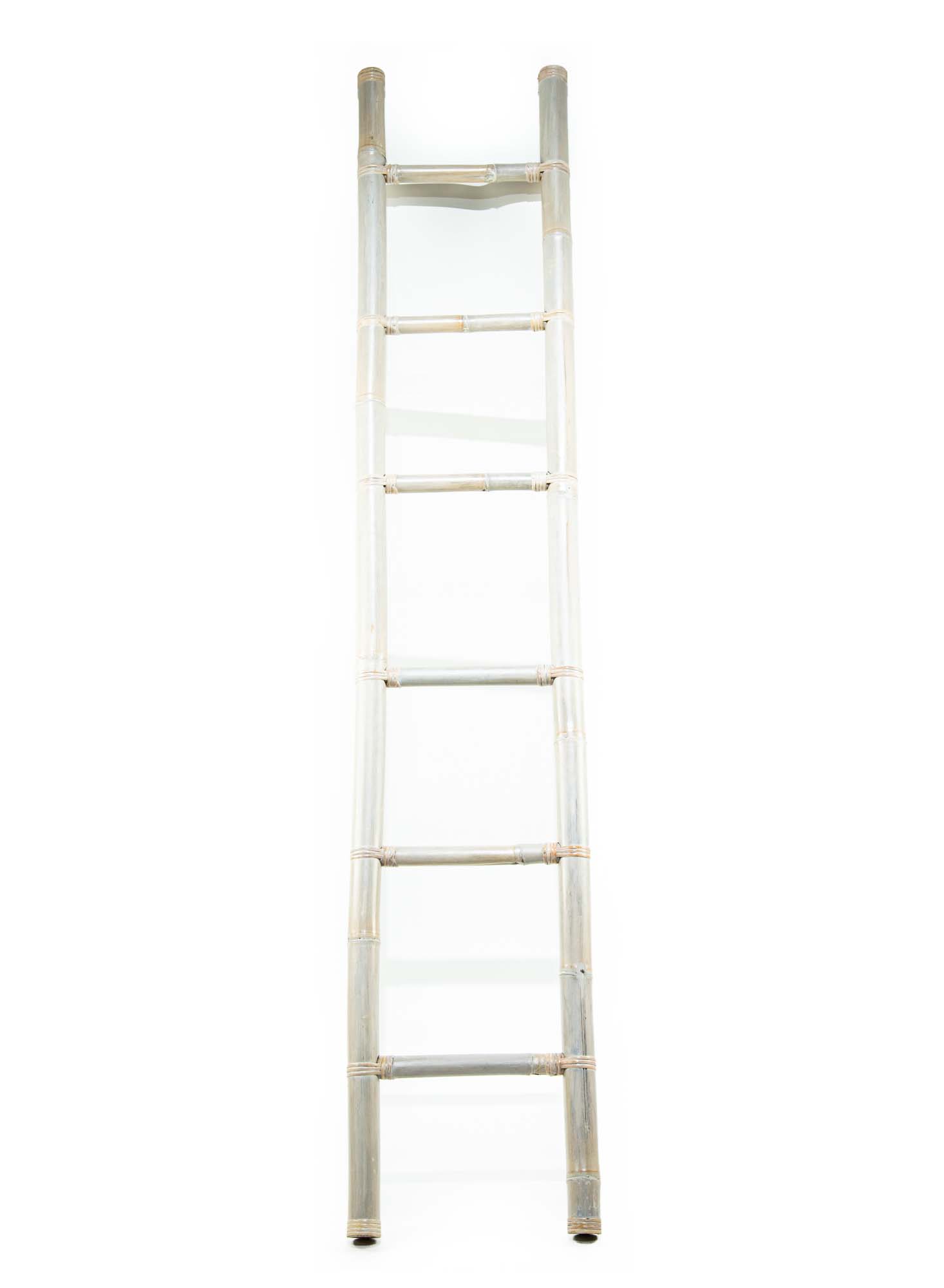 Escala Decorativa de Bamboo Blanca 2 M