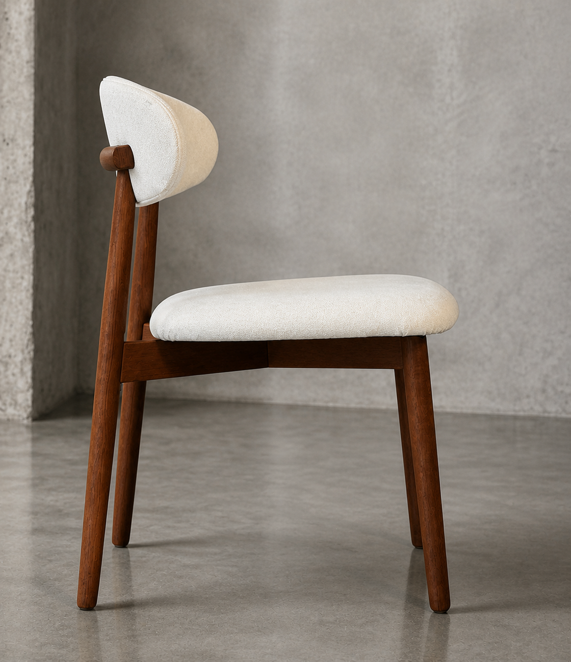 Silla Álvaro Madera Walnut y Lino Natura