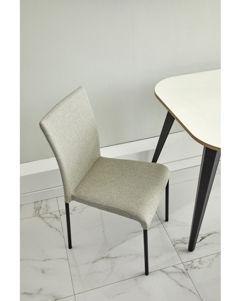 Silla Tapizada Beige Moderna Meline con Estructura Negra