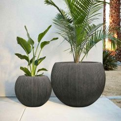 Macetero Belgrado negro redondo poliresina (Seleccione Tamaño)